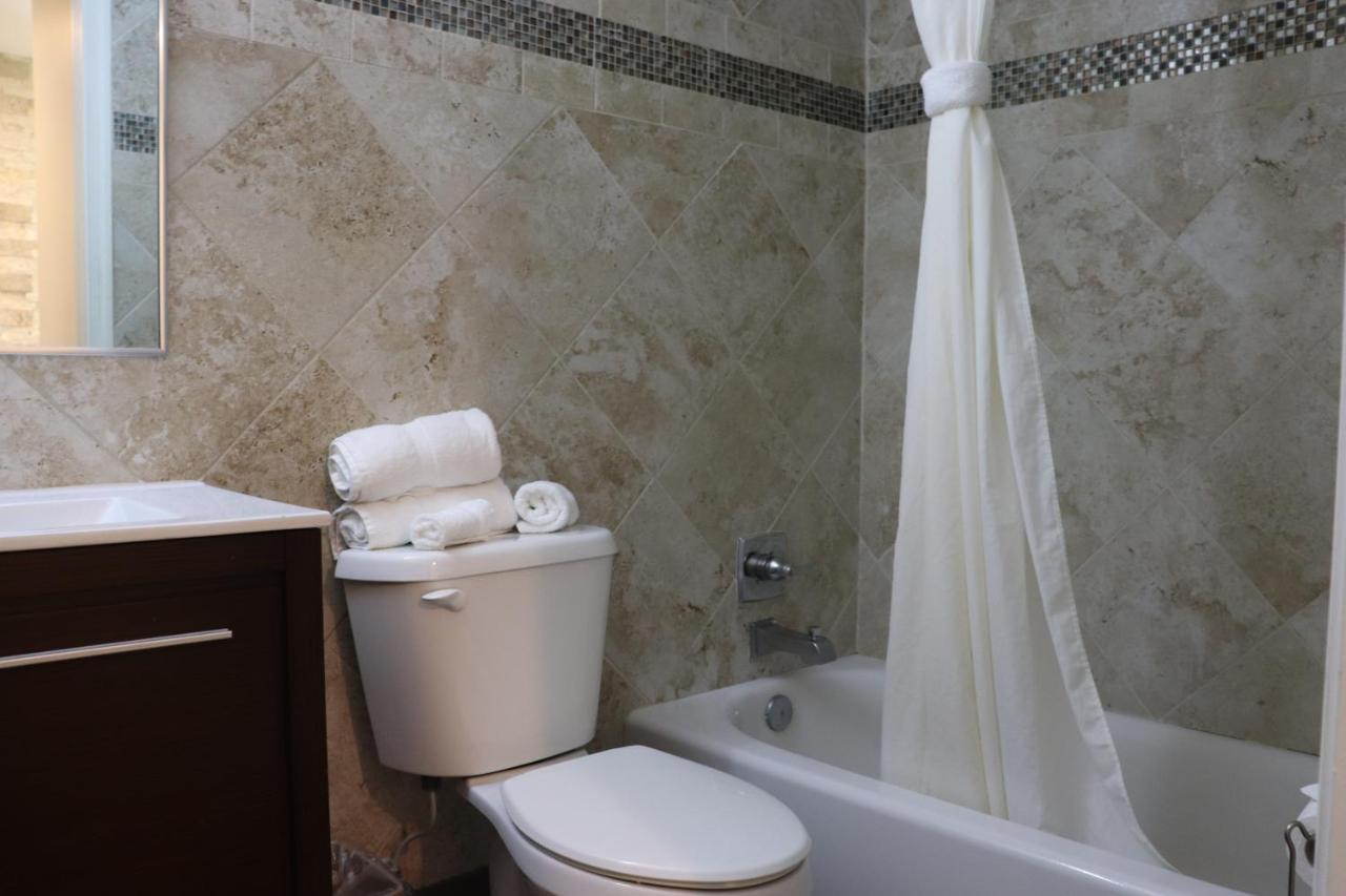 Curtis Inn & Suites Hollywood Esterno foto