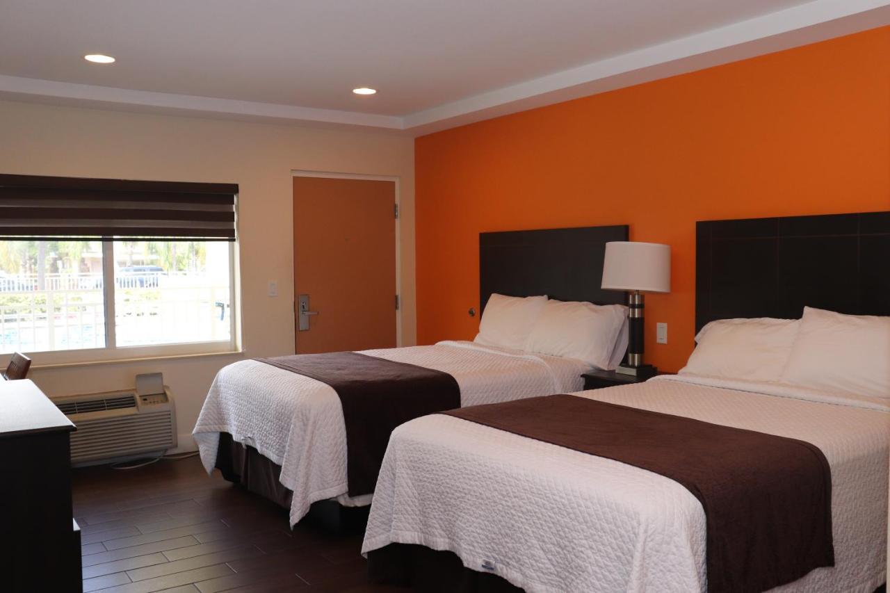 Curtis Inn & Suites Hollywood Esterno foto