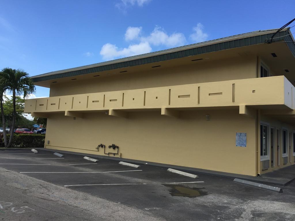 Curtis Inn & Suites Hollywood Esterno foto