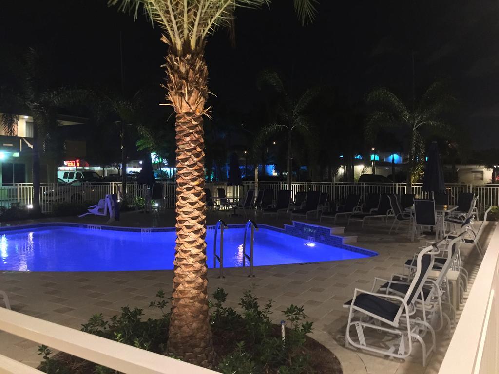 Curtis Inn & Suites Hollywood Esterno foto