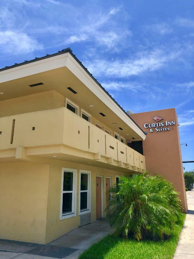 Curtis Inn & Suites Hollywood Esterno foto
